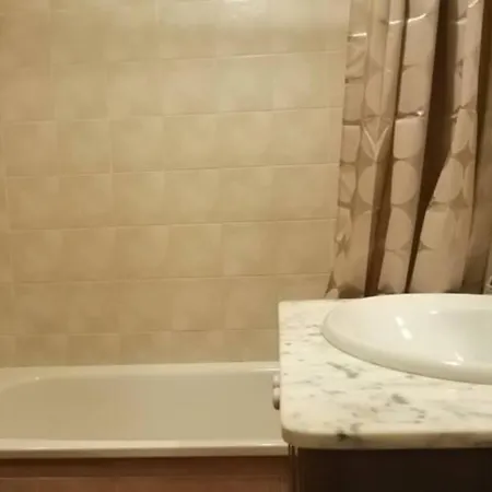 Apartamento Triplex Erta 8 Abuhardillado Y Con Excelentes Vistas *