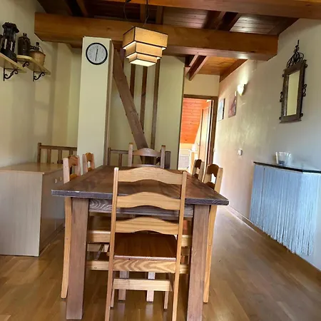 Apartamento Triplex Erta 8 Abuhardillado Y Con Excelentes Vistas *
