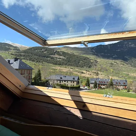 Apartamento Triplex Erta 8 Abuhardillado Y Con Excelentes Vistas Pla de l'Ermita
