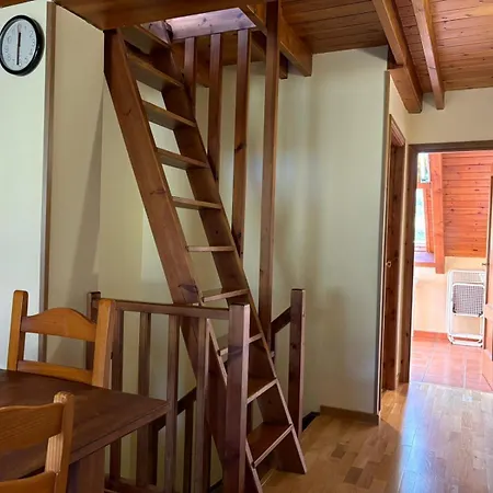 Triplex Erta 8 Abuhardillado Y Con Excelentes Vistas *