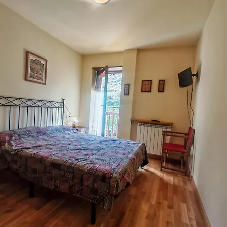 Triplex Erta 8 Abuhardillado Y Con Excelentes Vistas *